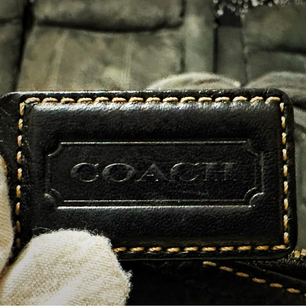 Vintage Coach soho shoulder Bag Black and Gold Women's handbag 2006 - Picture 5 of 16